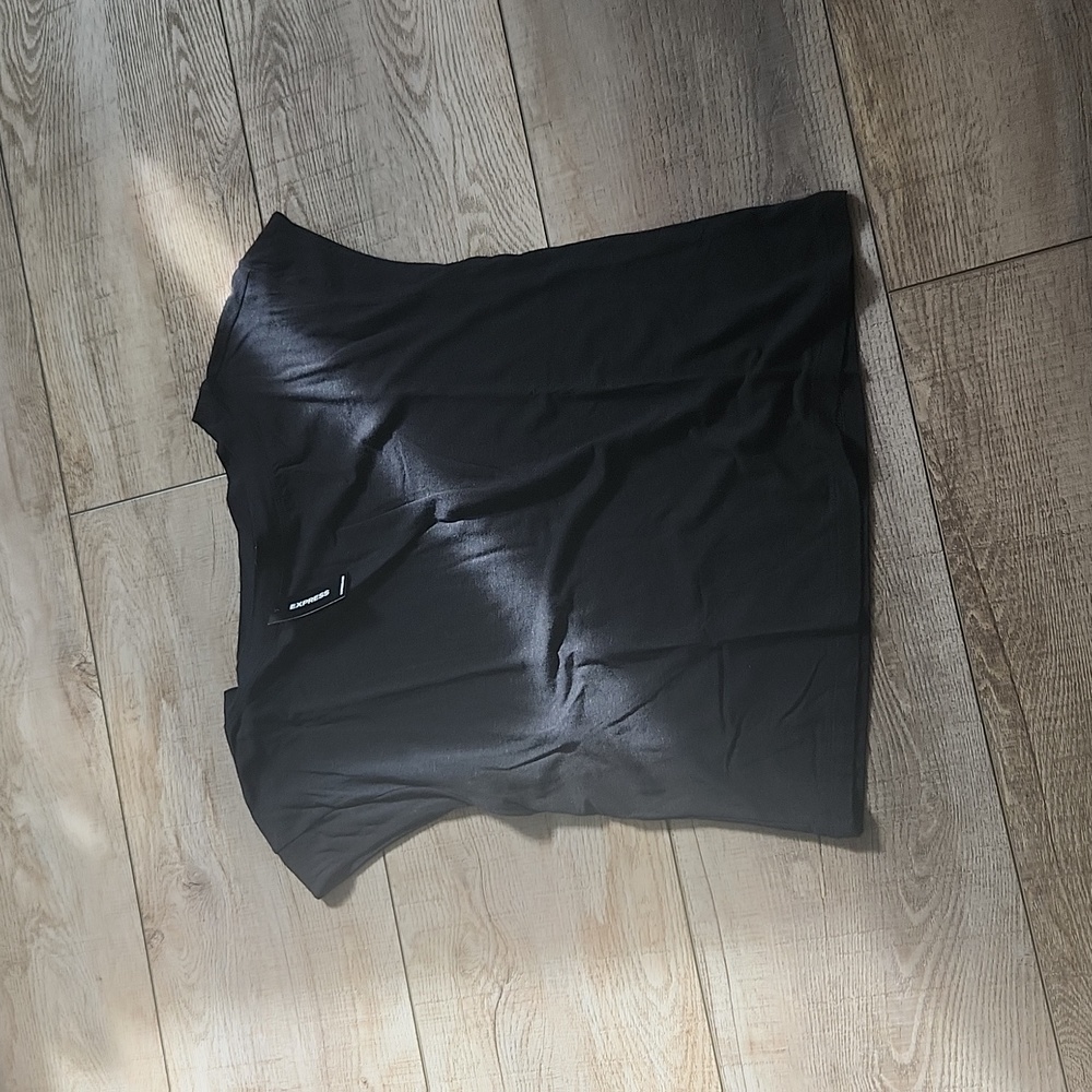 Express boatneck tee